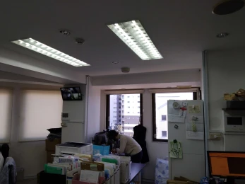 ５階施工前作業台.webp